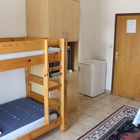 Jadranka Apartment Nin